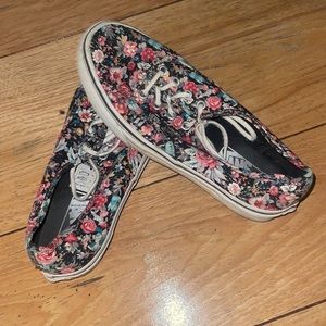 FLORAL VANS
